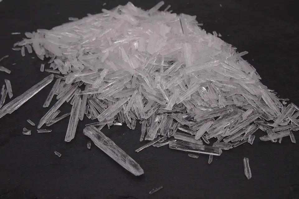 dufte-momente-menthol-kristalle-50-g-im-keramiktopf-f-r-saunaaufguss image 1