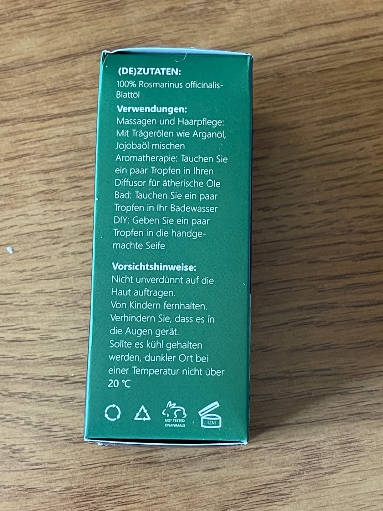 Küche und Büro