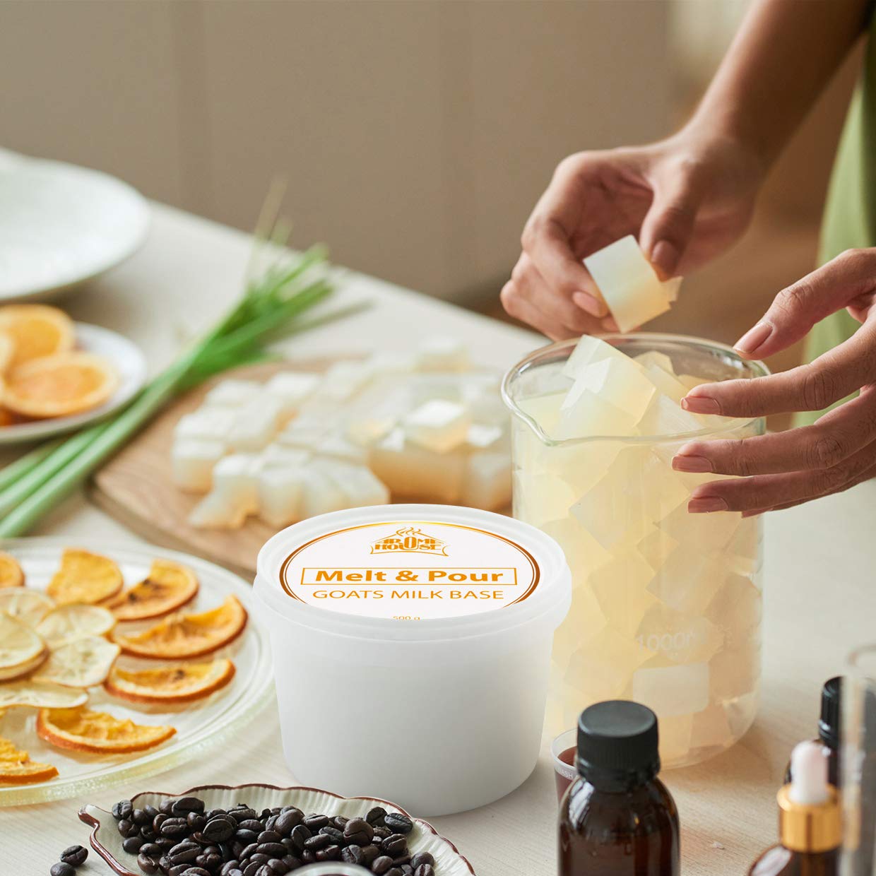 aromatika-melt-pour-seifenbasis-mit-ziegenmilch-500g-rohseife image 4
